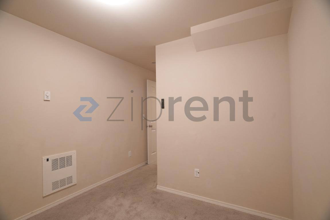 8520 Nesbit Ave N, Seattle, WA 98103 - House for Rent - Image 6