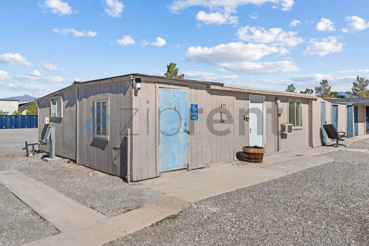 1610 W Donner St, Pahrump, NV 89048 - Condo for Rent - Image 3