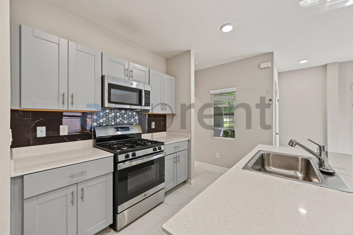 2511 Fencepost Dr, Odessa, FL 33556 - Townhouse for Rent - Image 7