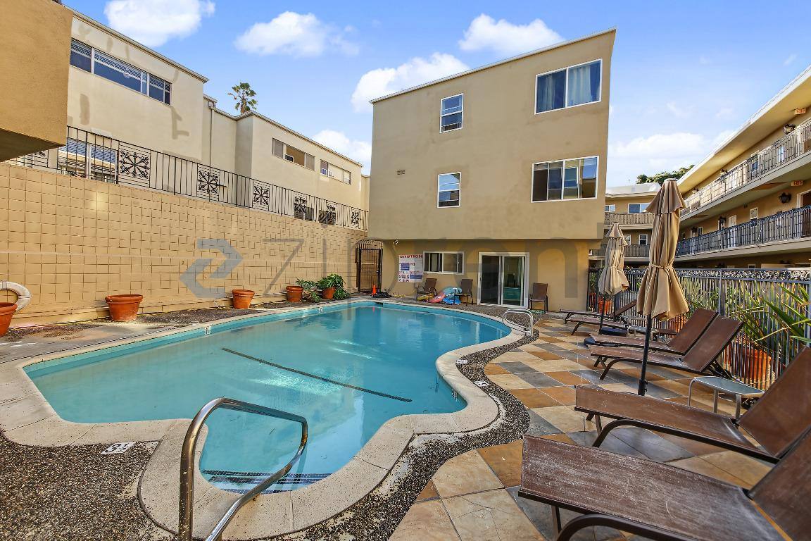 11646 Chenault St #9, Los Angeles, CA 90049 - Apartment for Rent - Image 6
