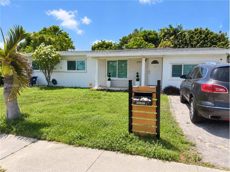 19810 Gulfstream Rd, Miami, FL 33157 - House for Rent - Image 1