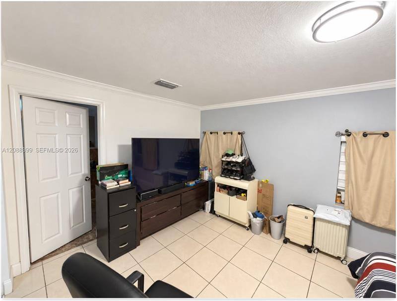 19810 Gulfstream Rd, Miami, FL 33157 - House for Rent - Image 10