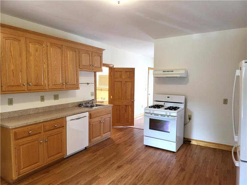 509 Pond St, 2nd Floor, Woonsocket, RI 02895 - Apartment for Rent - Image 6
