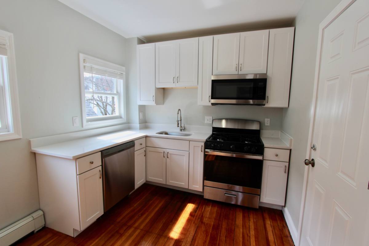 55 Estes St #B, Lynn, MA 01902 - Apartment for Rent