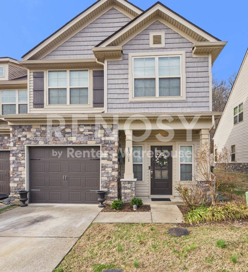 Townhouse for rent at 1051 Jubert Dr, Hamel, MN 55340