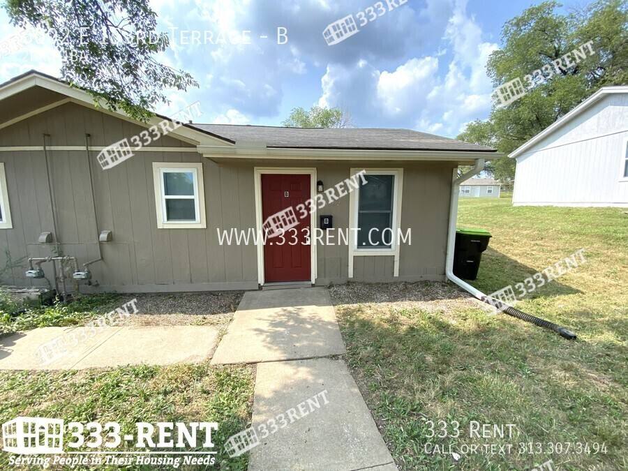 6002 E 153rd Terrace #B, Grandview, MO 64030 - Apartment for Rent - Image 2