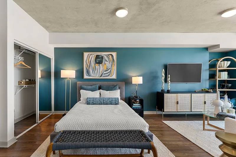 2320 N Houston St, Dallas, TX 75219 - Apartment for Rent - Image 2