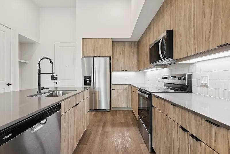 5211 E 7th St, Austin, TX 78702 - Apartment for Rent - Image 6