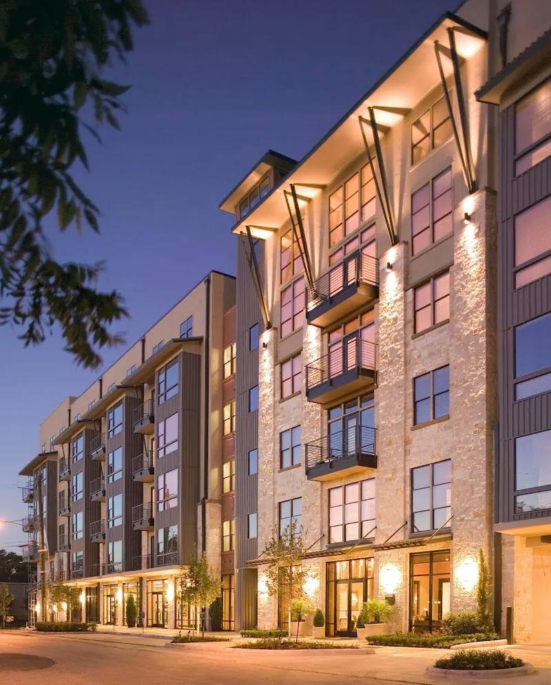 2305 W Alabama St, Houston, TX 77098 - Apartment for Rent - Image 3