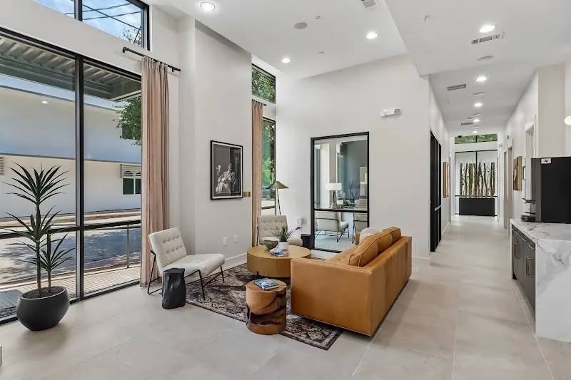 3101 Smith St #A4, Houston, TX 77006 - Apartment for Rent - Image 3