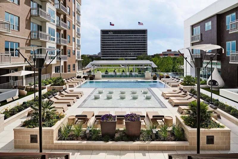 2727 Travis St #A9, Houston, TX 77006 - Apartment for Rent - Image 9