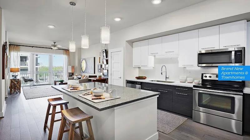 2727 Travis St #A4, Houston, TX 77006 - Apartment for Rent - Image 1