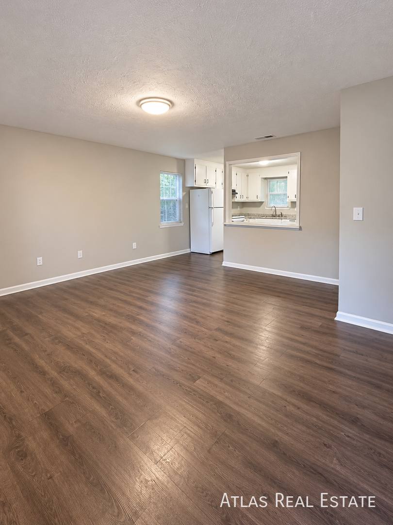 315 N Bluff Rd, Athens, GA 30607 - Apartment for Rent - Image 2