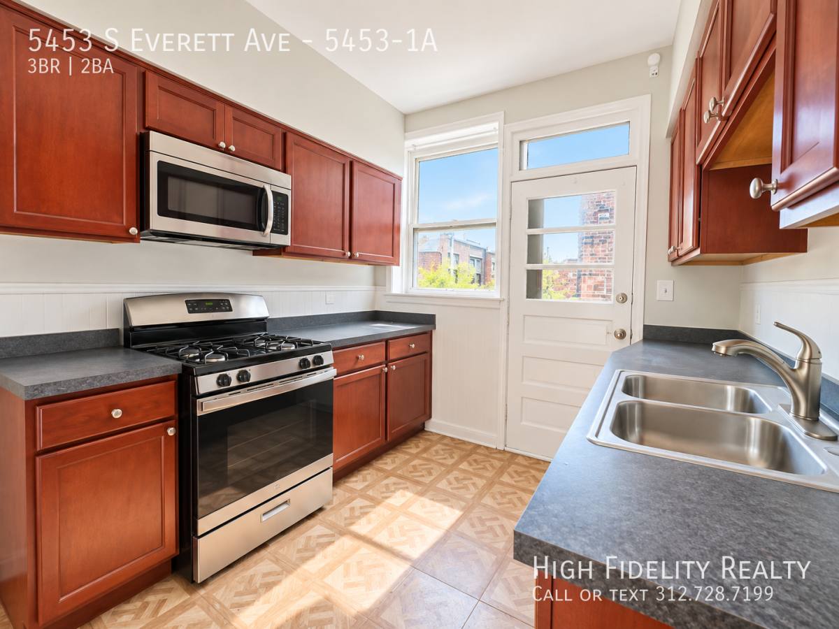5453 S Everett Ave #1A, Chicago, IL 60615 - Apartment for Rent - Image 4
