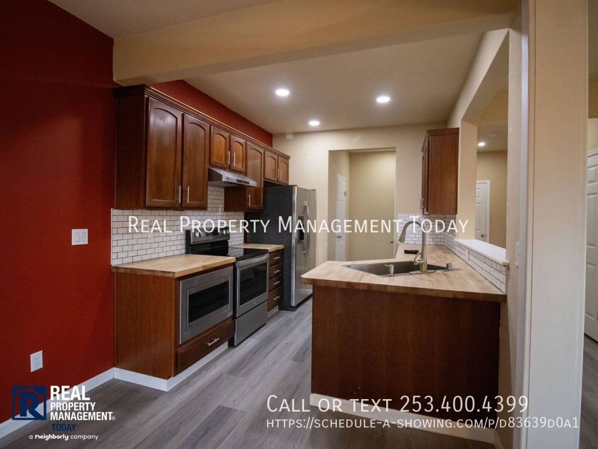 1902 190th St Court E, Spanaway, WA 98387 - House for Rent - Image 2