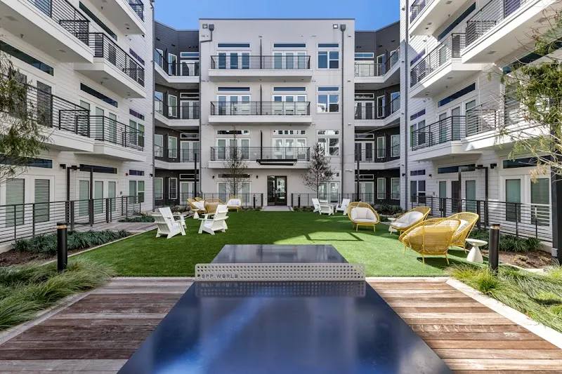 1700 Willow Creek Dr, Austin, TX 78741 - Apartment for Rent - Image 1