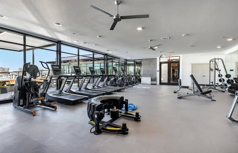 1700 Willow Creek Dr, Austin, TX 78741 - Apartment for Rent - Image 5