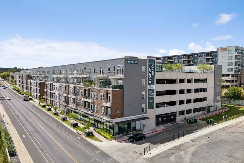 1700 Willow Creek Dr, Austin, TX 78741 - Apartment for Rent - Image 4