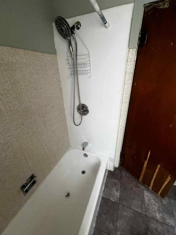 2700 Jefferson St, Gary, IN 46407 - House for Rent - Image 6