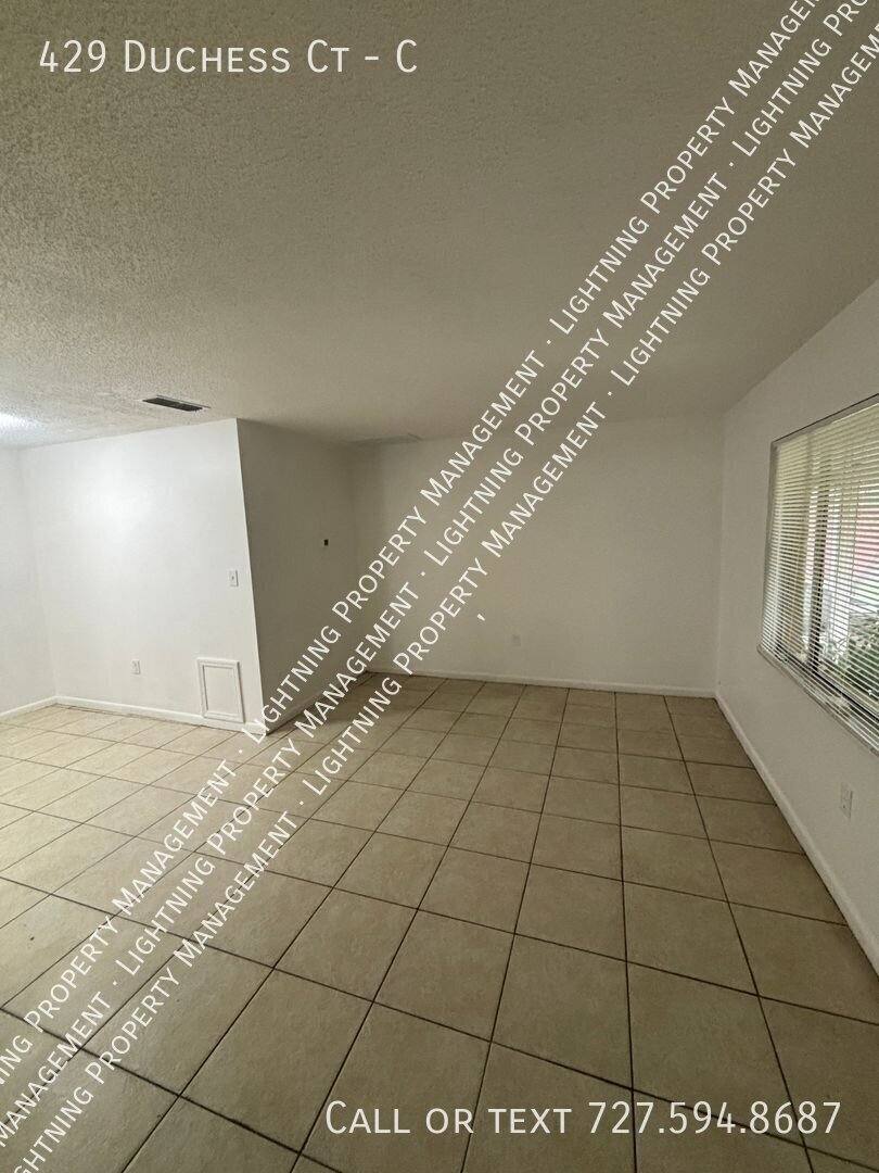 429 Duchess Court #C, Lakeland, FL 33803 - Apartment for Rent - Image 2