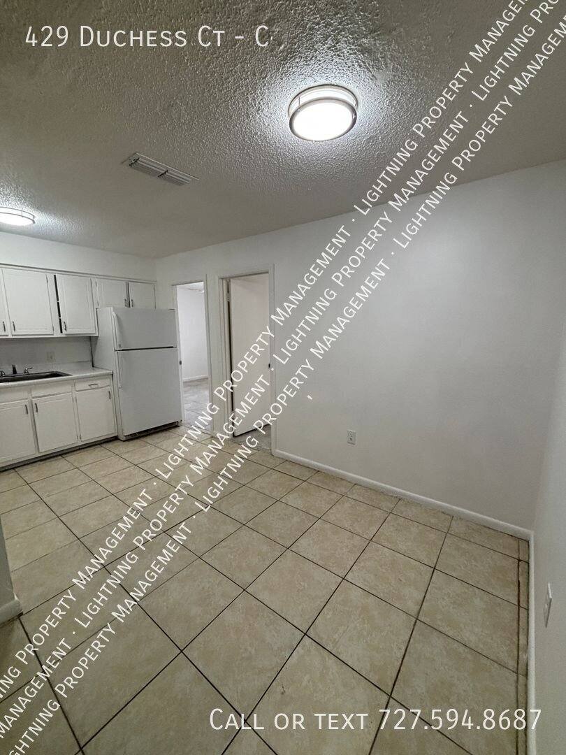 429 Duchess Court #C, Lakeland, FL 33803 - Apartment for Rent - Image 3