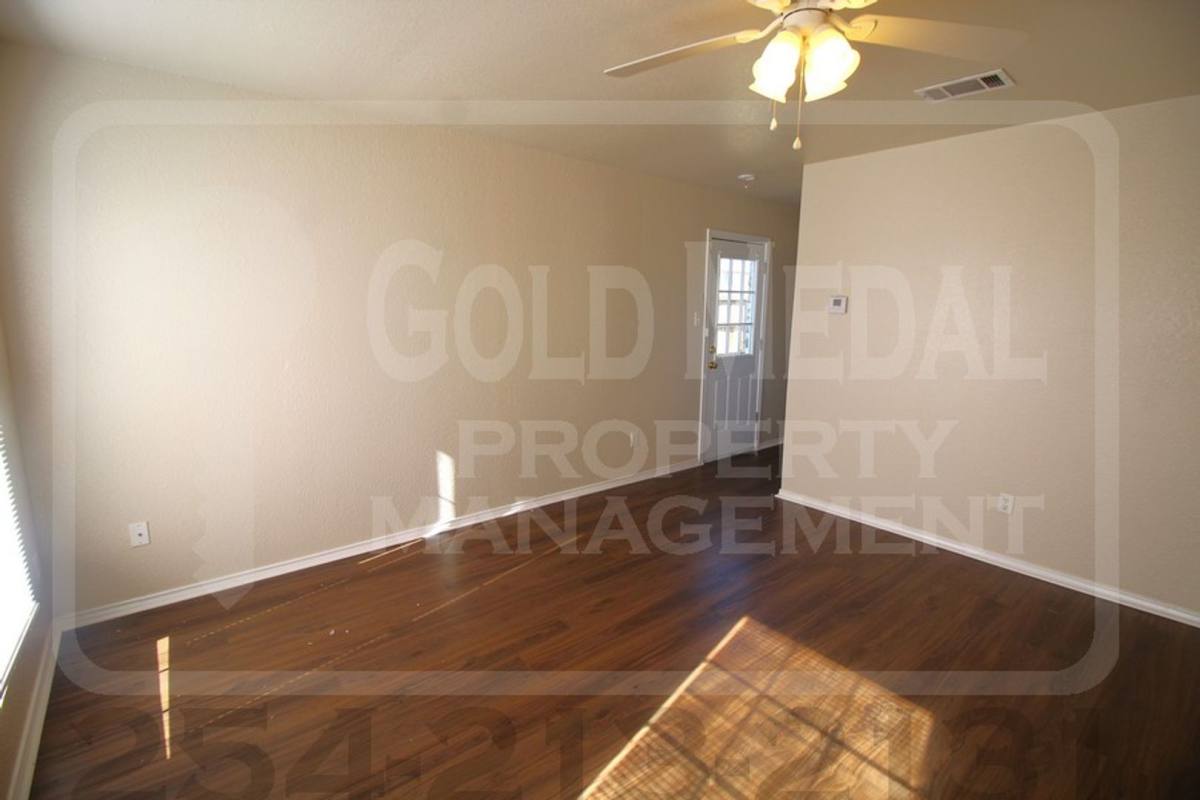 4509 Deek Dr, Killeen, TX 76549 - Townhouse for Rent - Image 3