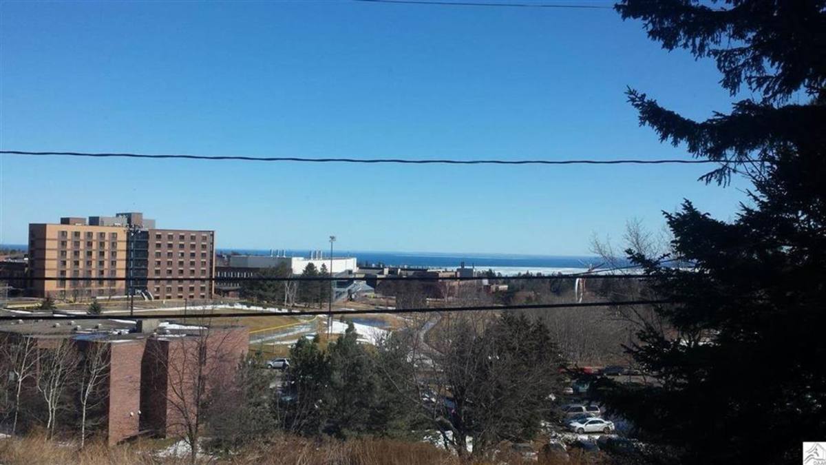 1105 Brainerd Ave, Duluth, MN 55811 - House for Rent - Image 2