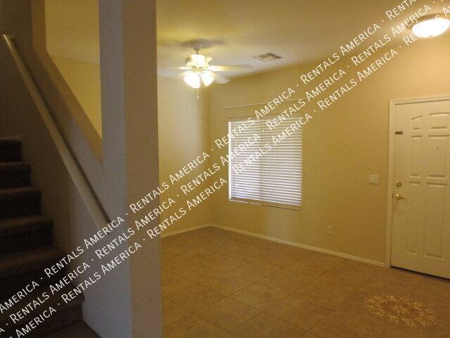 29987 N Royal Oak Way, San Tan Valley, AZ 85143 - House for Rent - Image 9