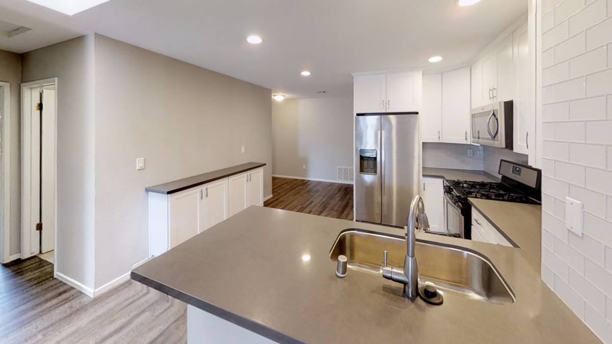 4990 Catoctin Dr, San Diego, CA 92115 - Townhouse for Rent - Image 5
