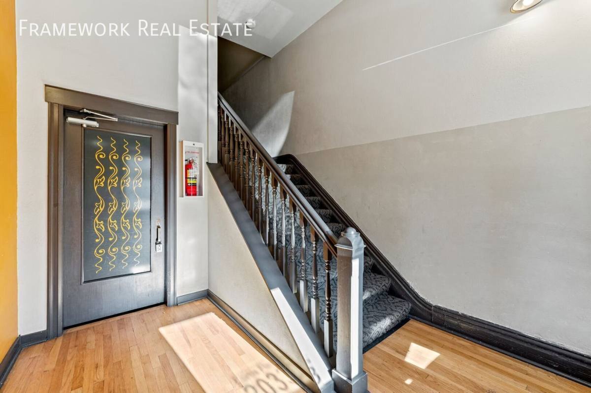 2033 Curtis St #24, Denver, CO 80205 - Apartment for Rent - Image 10