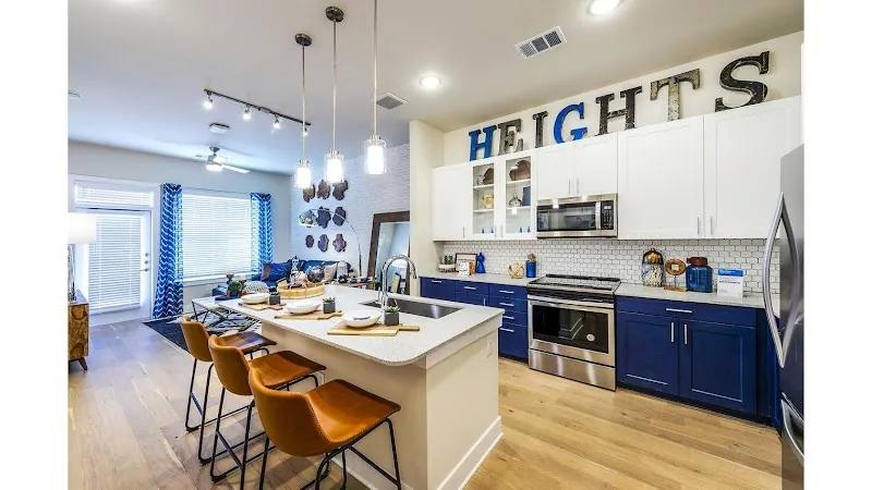 555 W 19th St #613, Houston, TX 77008 - Apartment for Rent - Image 1