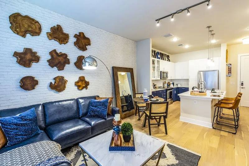 555 W 19th St #613, Houston, TX 77008 - Apartment for Rent - Image 3