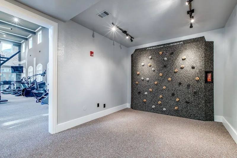 3003 Memorial Court, Houston, TX 77007 - Apartment for Rent - Image 8