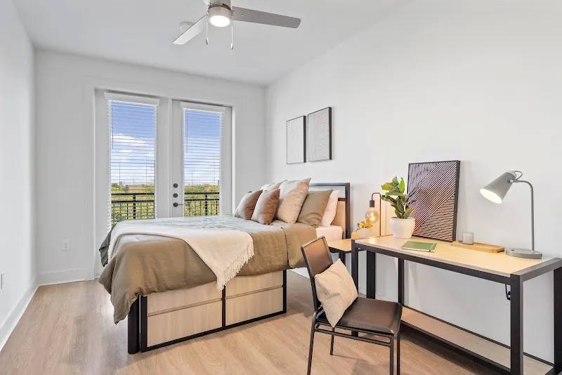 701 Richmond Ave #1X1A, Houston, TX 77006 - Apartment for Rent - Image 2