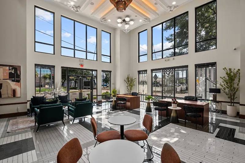 180 W Gray St #B3, Houston, TX 77019 - Apartment for Rent - Image 6