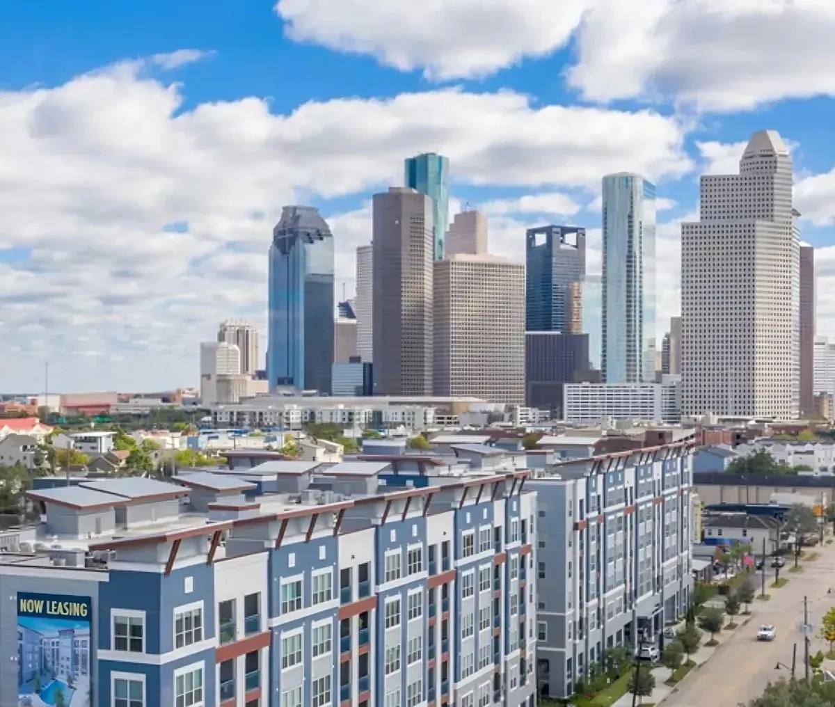 180 W Gray St #B3, Houston, TX 77019 - Apartment for Rent - Image 9