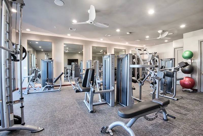 2310 Main St #B2, Houston, TX 77002 - Apartment for Rent - Image 4