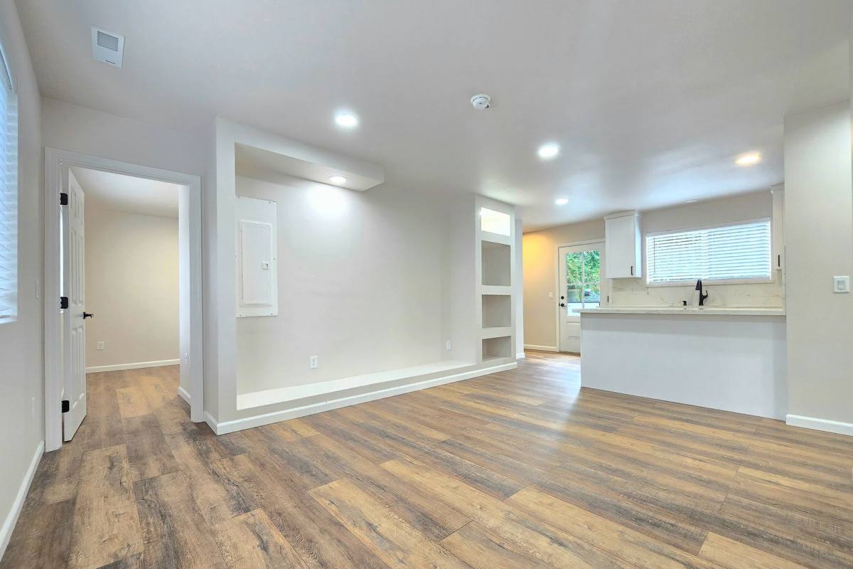 Abdbak, 19122 3rd Dr SE, Bothell, WA 98012 - Apartment for Rent - Image 10