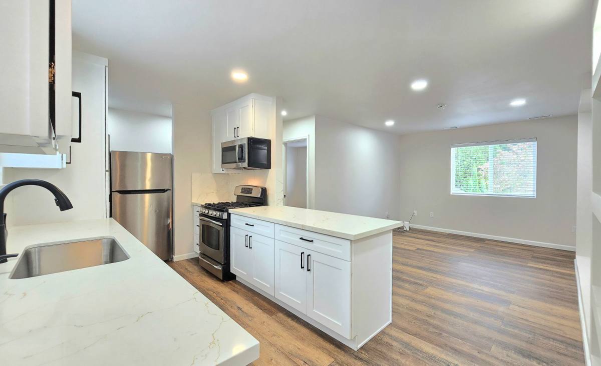 Abdbak, 19122 3rd Dr SE, Bothell, WA 98012 - Apartment for Rent - Image 6