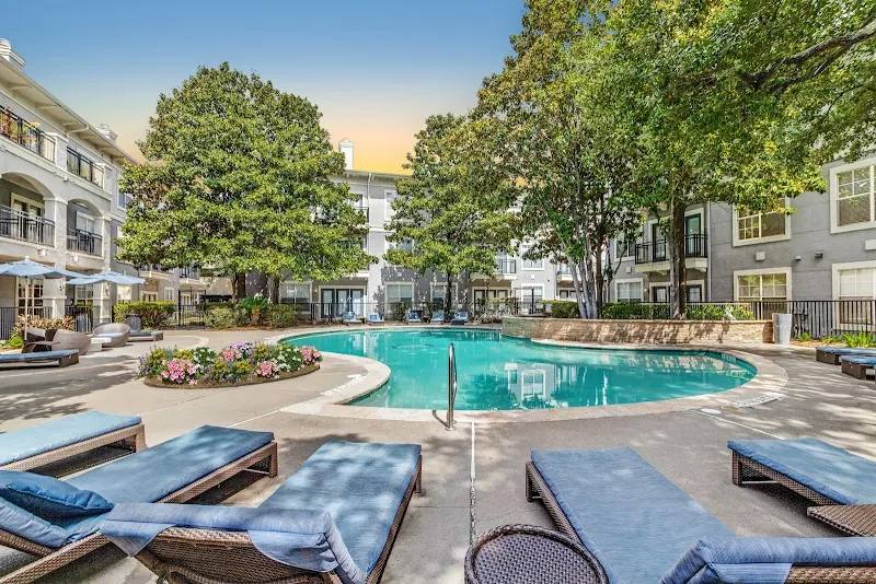 Apartment for rent at 2350 Bagby St #A1, Houston, TX 77006