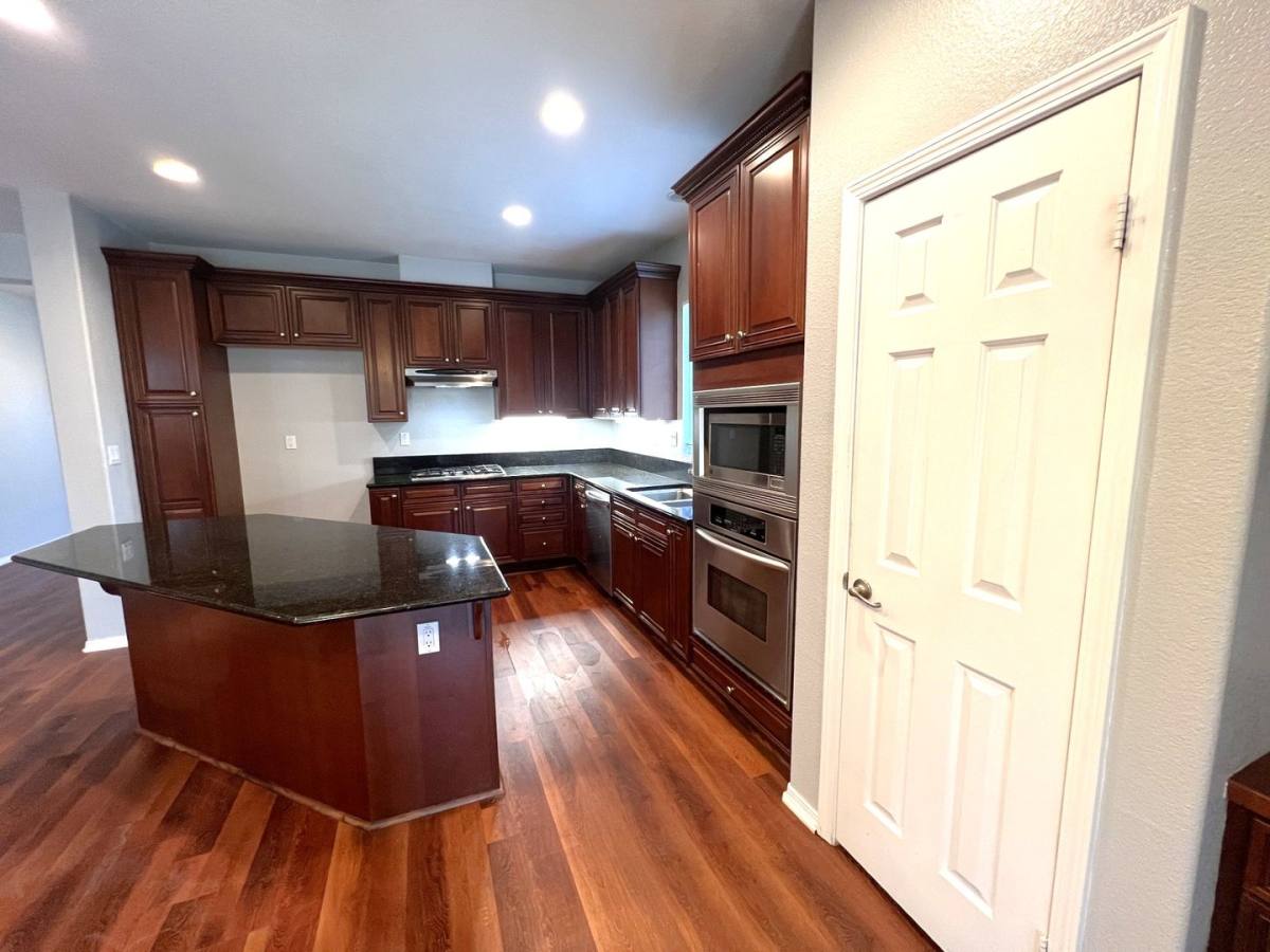 12839 Rimmon Rd, Eastvale, CA 92880 - House for Rent - Image 8