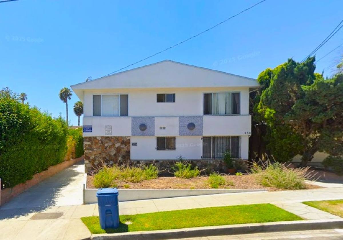 Apartment for rent at 338 E Plymouth St, Inglewood, CA 90302