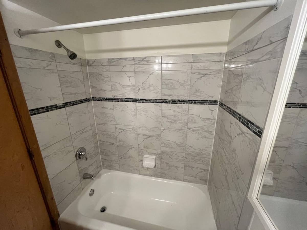 1207 Danforth St, St. Paul, MN 55117 - Apartment for Rent - Image 5