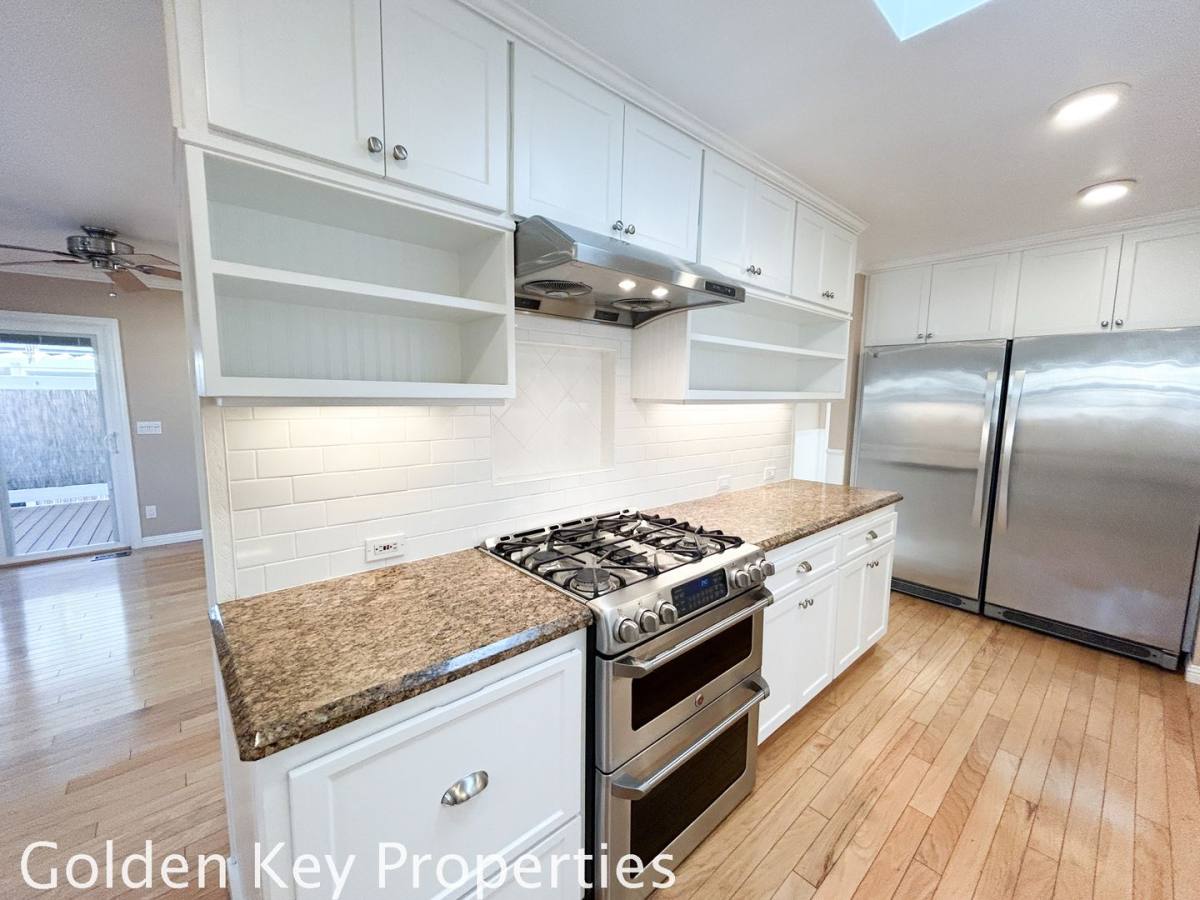 6505 Friendly Place, Carlsbad, CA 92011 - House for Rent - Image 3