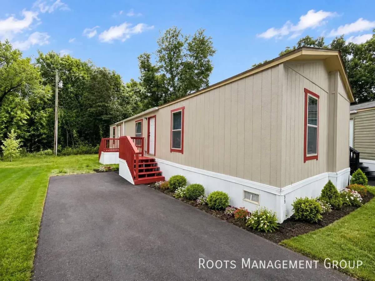 99 Riviera Courts Dr, Murray, KY 42071 - House for Rent - Image 1