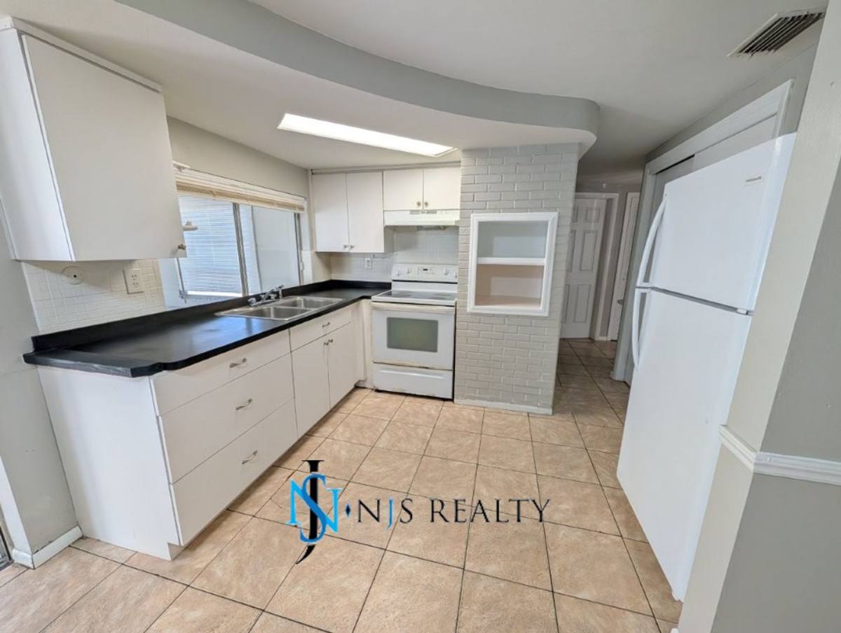3903 Luma Dr, Holiday, FL 34691 - Apartment for Rent - Image 4