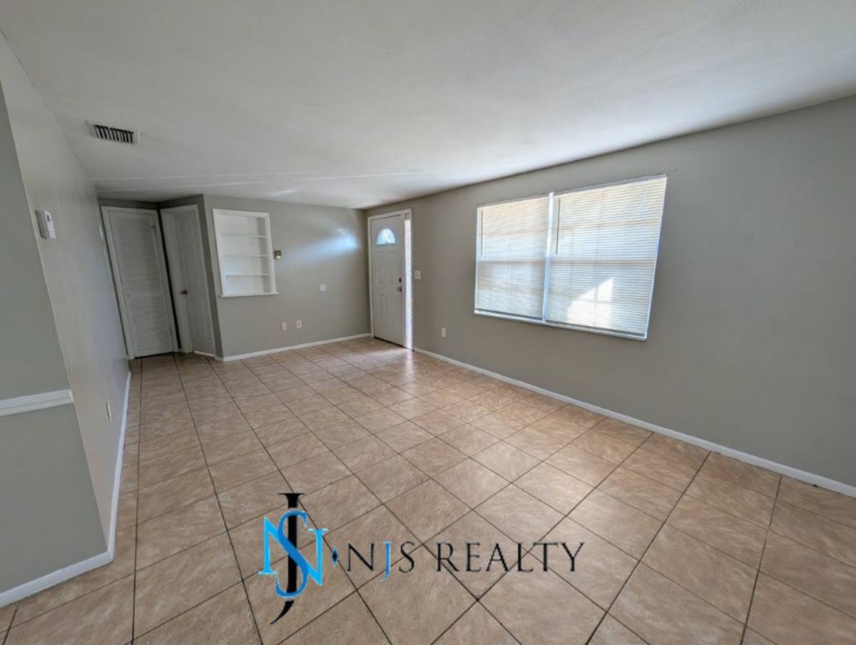 3903 Luma Dr, Holiday, FL 34691 - Apartment for Rent - Image 2