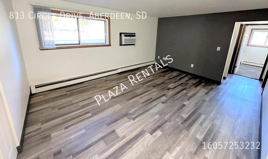 Apartment for rent at 222 S Greenwood St #1, Aberdeen, SD 57401