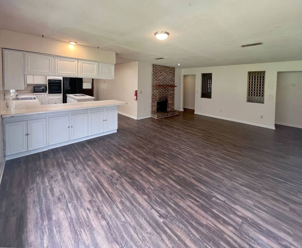 3232 SW 42nd Place, Gainesville, FL 32608 - House for Rent - Image 7