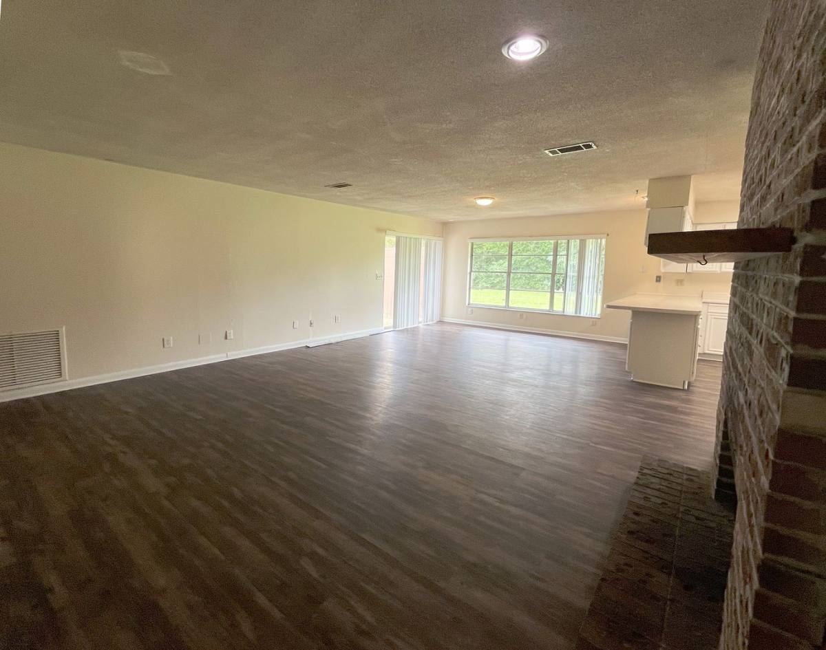 3232 SW 42nd Place, Gainesville, FL 32608 - House for Rent - Image 6